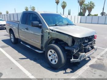 Salvage Nissan Titan