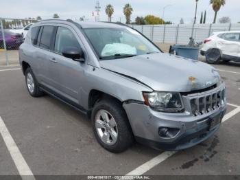  Salvage Jeep Compass