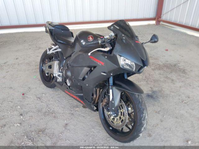  Salvage Honda Cbr600