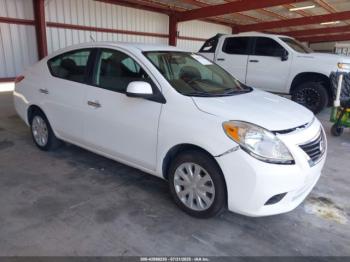  Salvage Nissan Versa