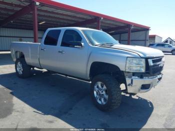 Salvage Chevrolet Silverado 2500
