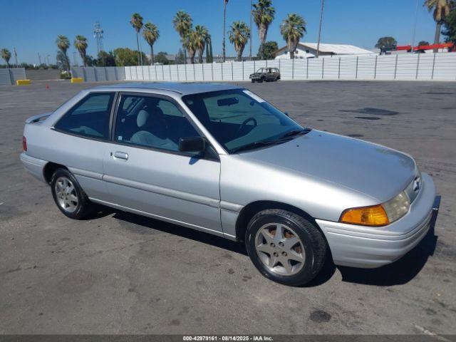  Salvage Ford Escort