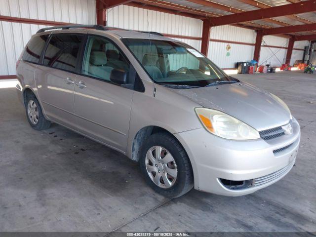  Salvage Toyota Sienna