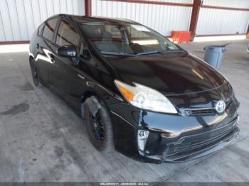  Salvage Toyota Prius