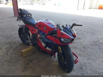  Salvage Honda Cbr600