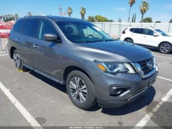  Salvage Nissan Pathfinder