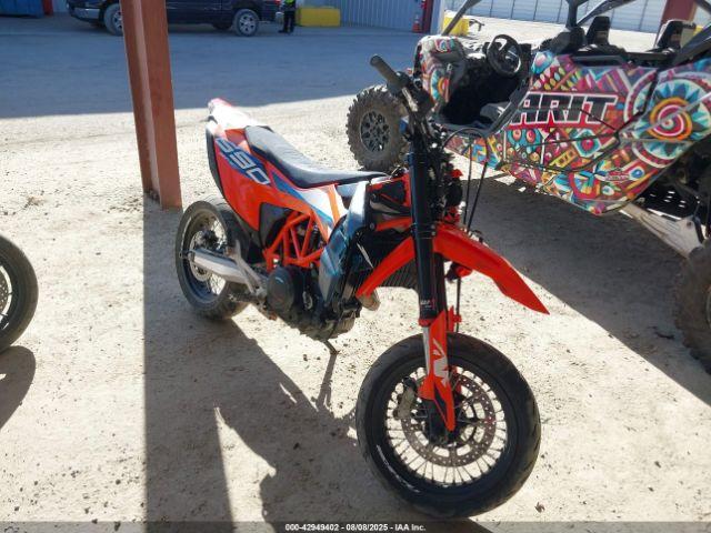  Salvage KTM 690