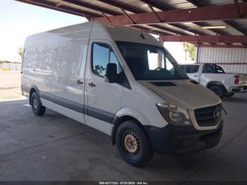  Salvage Mercedes-Benz Sprinter 2500
