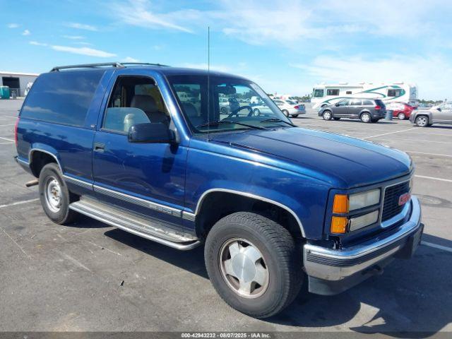  Salvage GMC Yukon