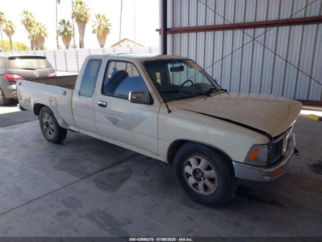  Salvage Toyota Pickup
