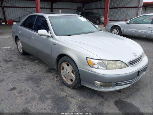  Salvage Lexus Es