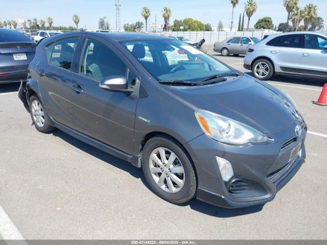  Salvage Toyota Prius c