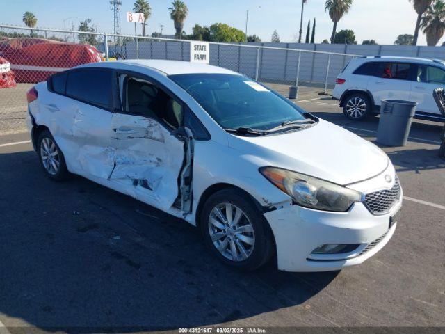  Salvage Kia Forte