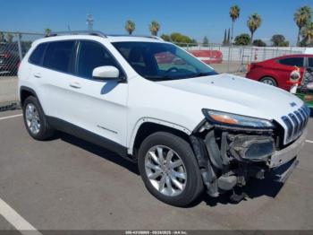  Salvage Jeep Cherokee