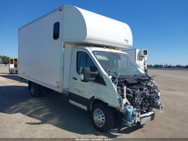  Salvage Ford Transit