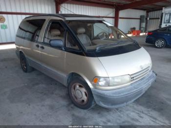  Salvage Toyota Previa