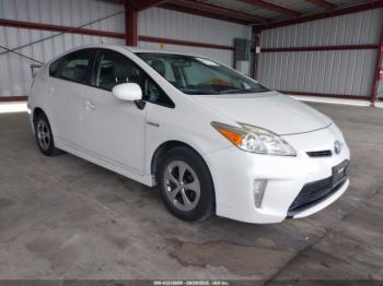  Salvage Toyota Prius