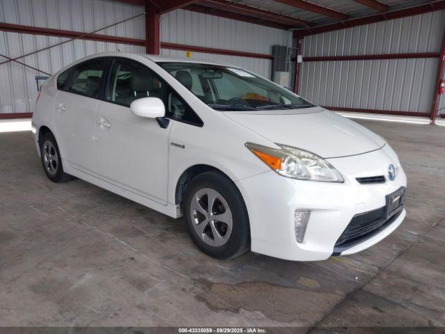  Salvage Toyota Prius