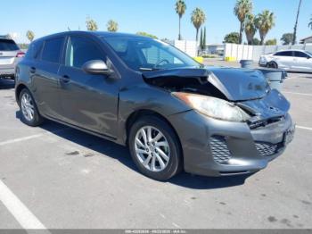  Salvage Mazda Mazda3