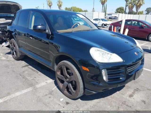  Salvage Porsche Cayenne