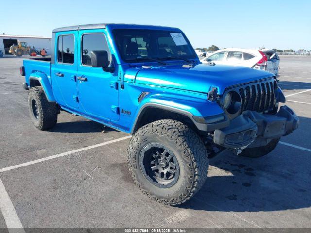  Salvage Jeep Gladiator