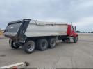 Freightliner 114sd Image 15