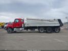Freightliner 114sd Image 12