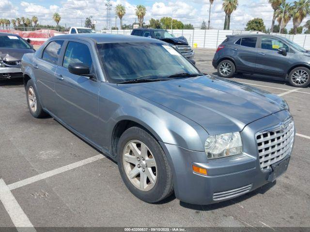  Salvage Chrysler 300