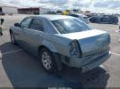 Chrysler 300 Image 4