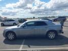 Chrysler 300 Image 8