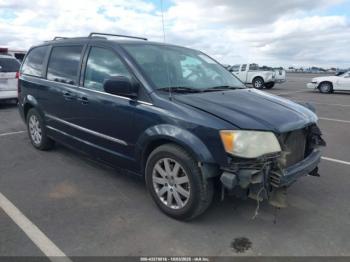  Salvage Chrysler Town & Country