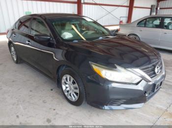  Salvage Nissan Altima