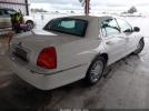 Lincoln Towncar Signature Limited Image 4