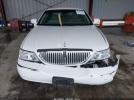 Lincoln Towncar Signature Limited Image 10