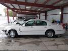 Lincoln Towncar Signature Limited Image 8