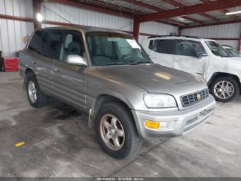 Salvage Toyota RAV4