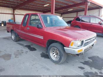  Salvage Toyota Pickup