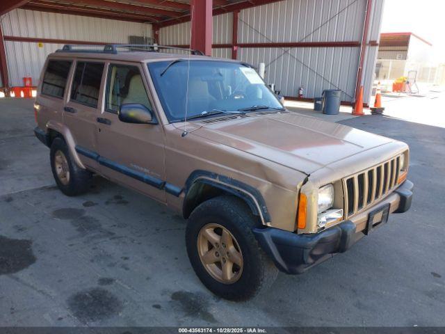  Salvage Jeep Cherokee
