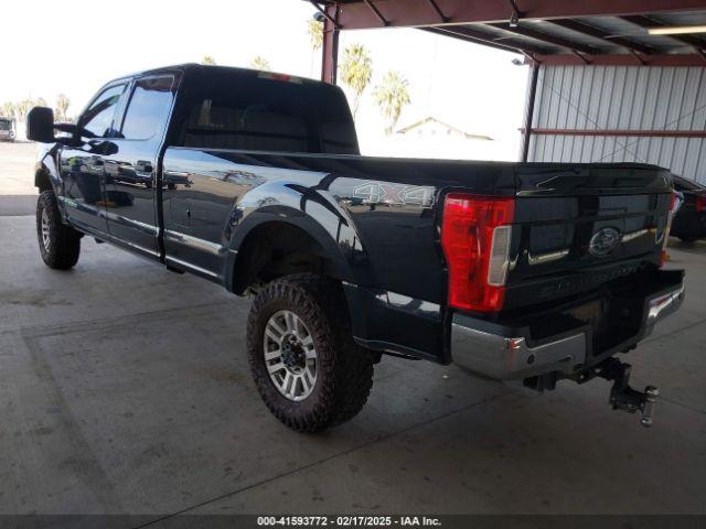 Ford F-350 Xlt Image 2