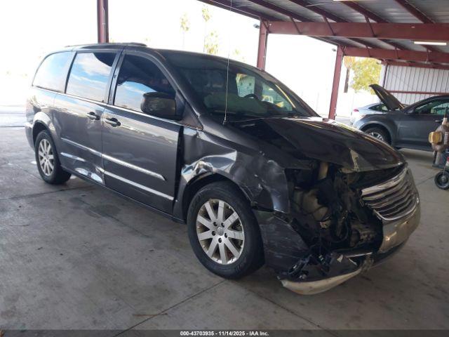  Salvage Chrysler Town & Country