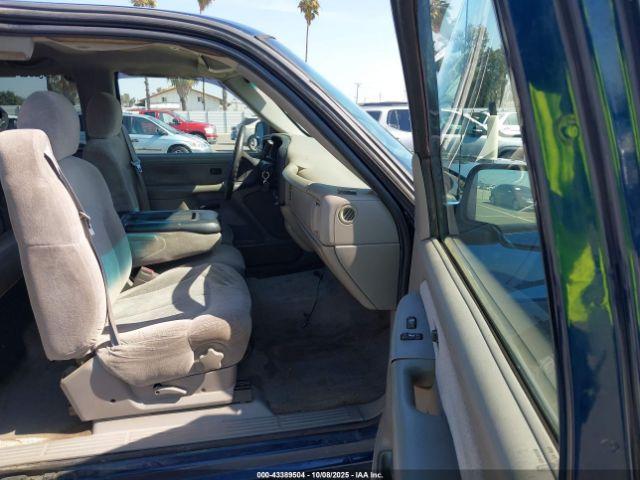 Chevrolet Silverado 1500 Ls Image 10