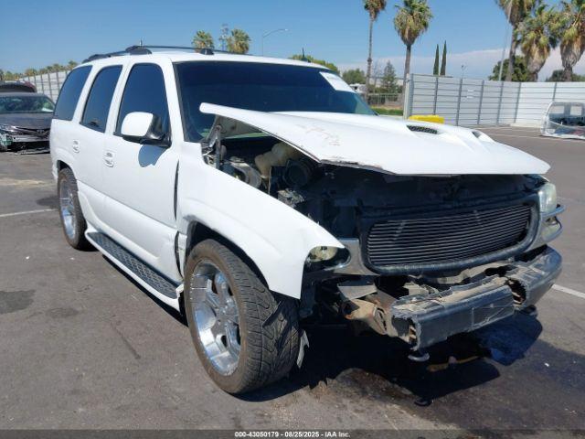  Salvage GMC Yukon