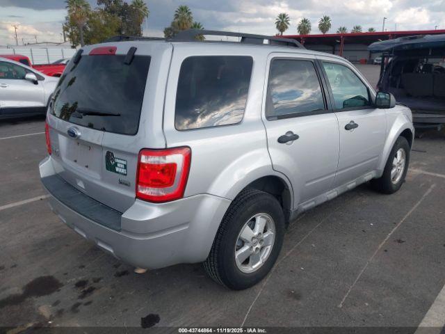 Ford Escape Xlt Image 13