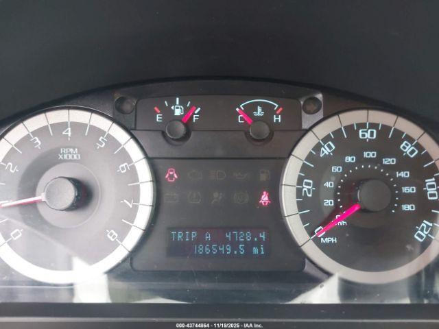 Ford Escape Xlt Image 6