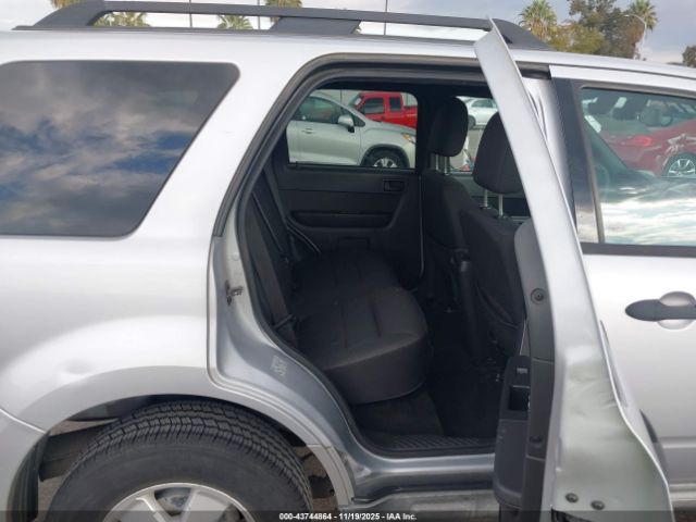 Ford Escape Xlt Image 11