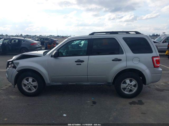 Ford Escape Xlt Image 4