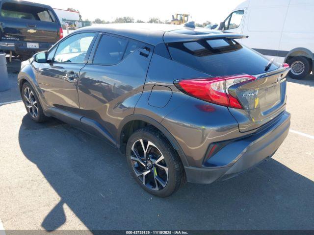 Toyota C-HR Xle Image 14
