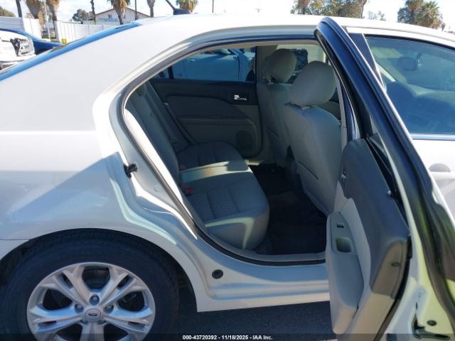 Ford Fusion Se Image 3