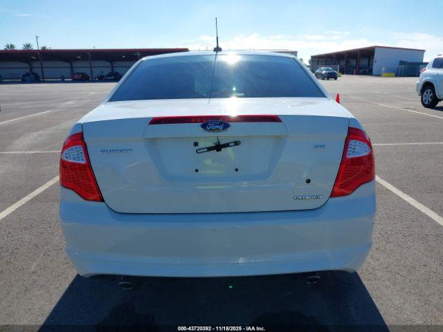 Ford Fusion Se Image 10