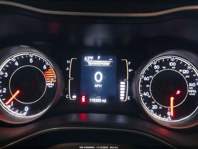 Jeep Cherokee Latitude Fwd Image 4